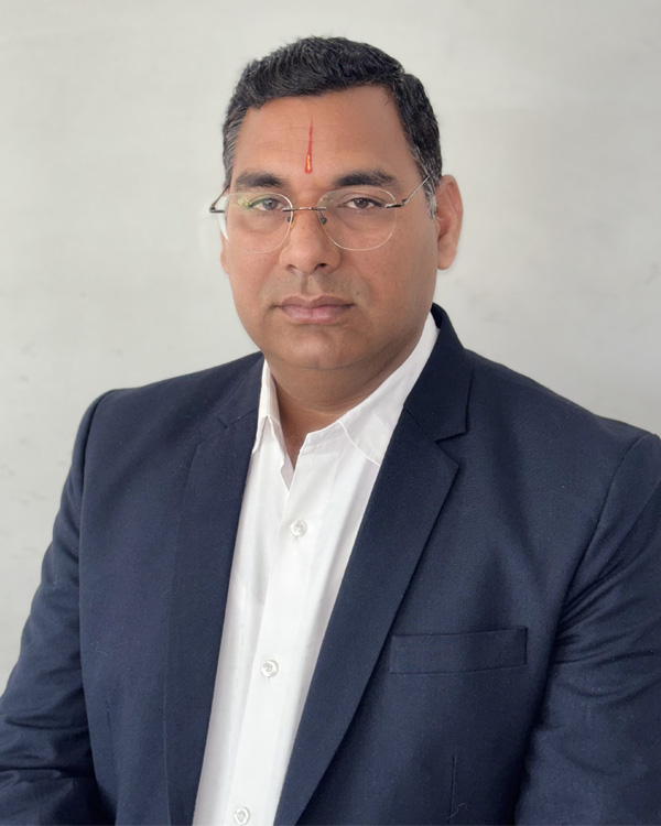 Director 's Message 01